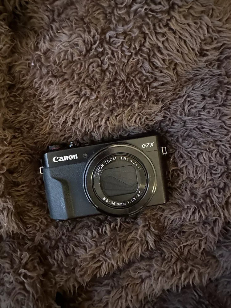 Canon PowerShot G7 X Mark II 20.1 MP Digital Camera