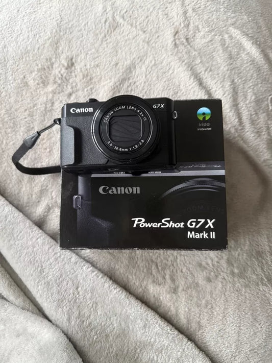 Canon PowerShot G7 X Mark II Compact Camera